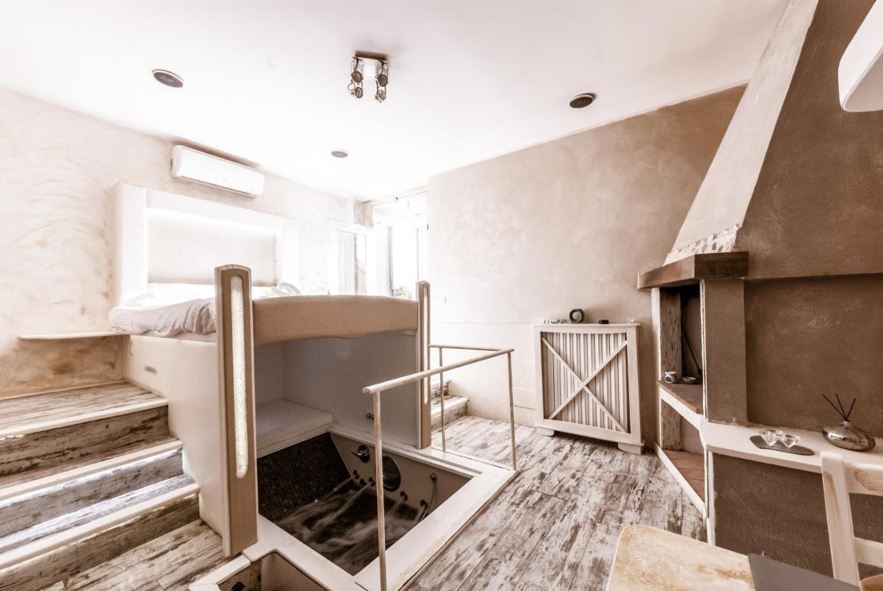 Bed and Breakfast Il Nido D'Amore - Lorenzana Colombaie Zewnętrze zdjęcie