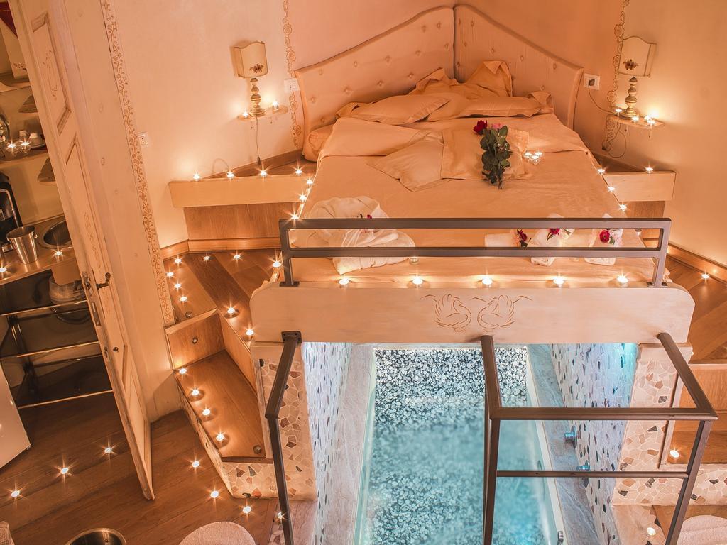 Bed and Breakfast Il Nido D'Amore - Lorenzana Colombaie Zewnętrze zdjęcie