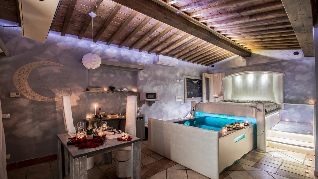 Bed and Breakfast Il Nido D'Amore - Lorenzana Colombaie Zewnętrze zdjęcie